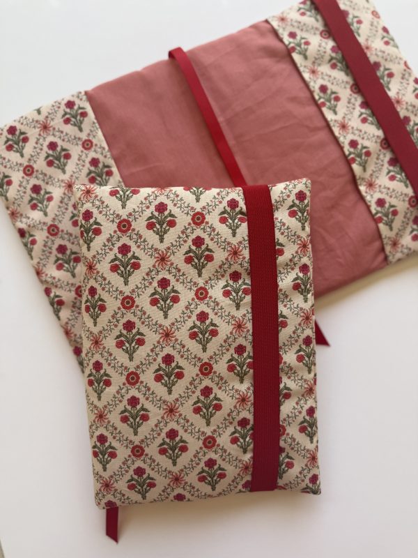 DALIA FUNDA DE SOLAPAS PARA LIBRO (1)