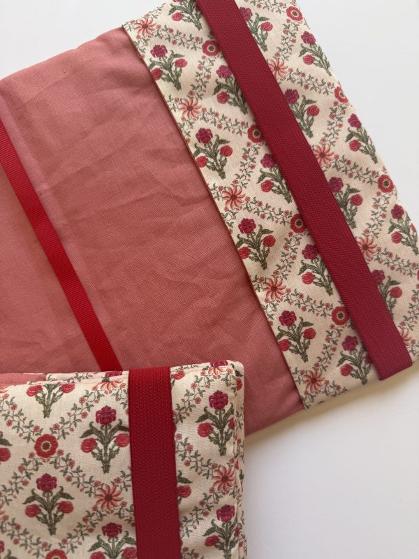 DALIA FUNDA DE SOLAPAS PARA LIBRO (2)