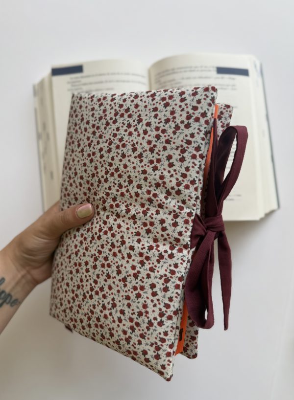 LITTLE ROSE ROJA FUNDA DE SOLAPAS PARA LIBRO (3)