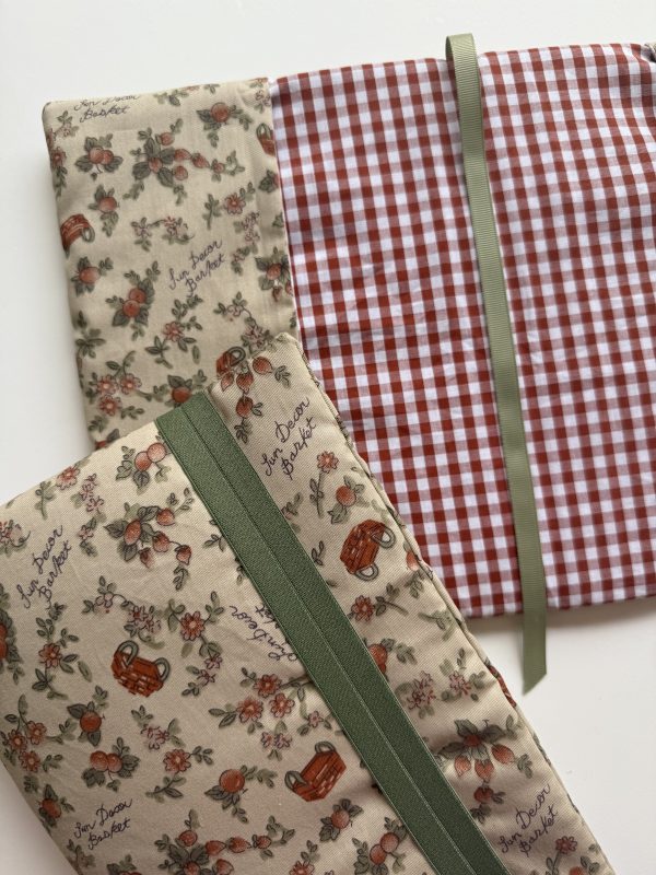 PICNIC FUNDA DE SOLAPAS PARA LIBRO (1)