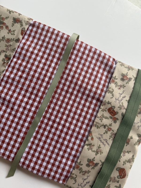 PICNIC FUNDA DE SOLAPAS PARA LIBRO (5)