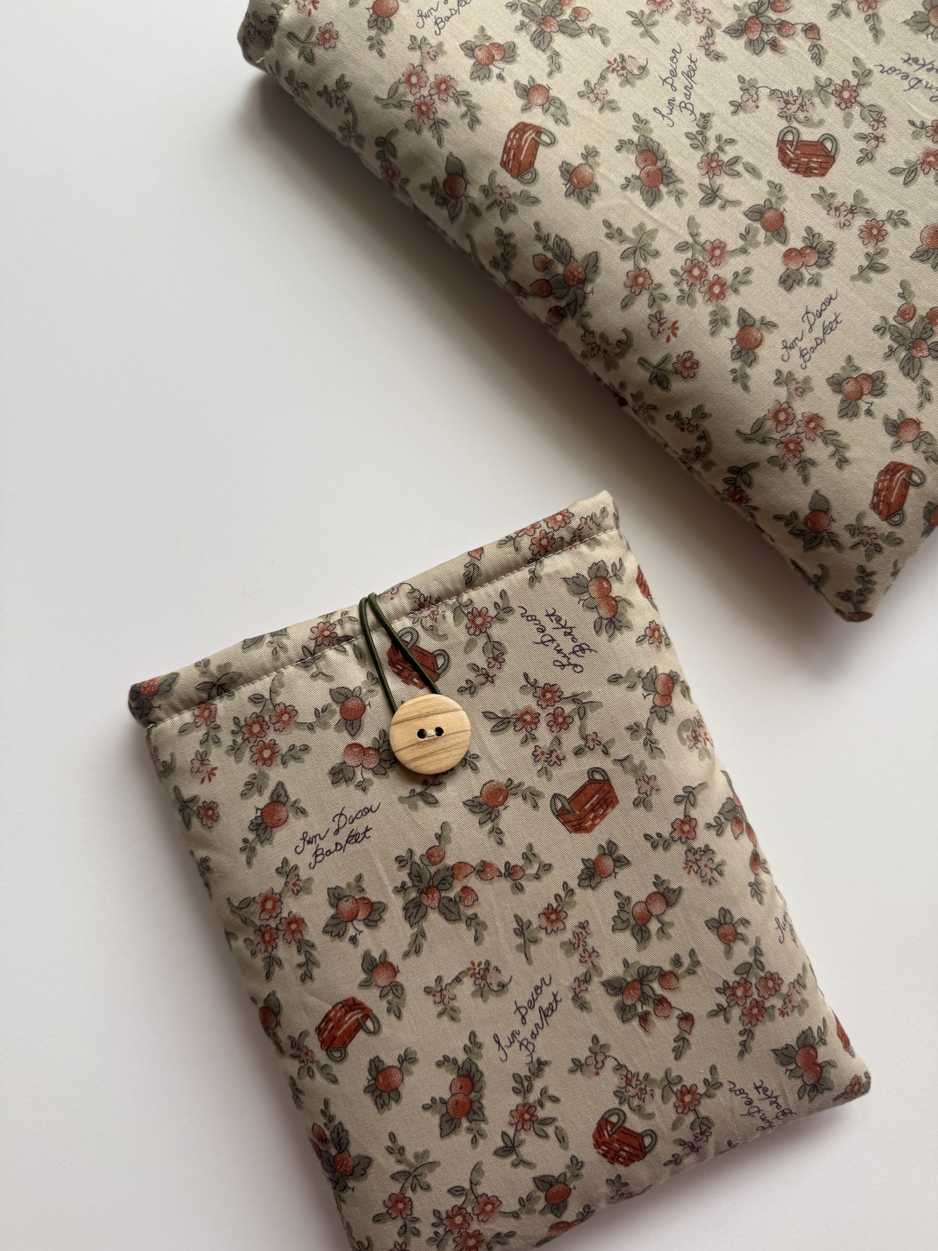 PICNIC FUNDA DE TELA PARA EBOOK (1)