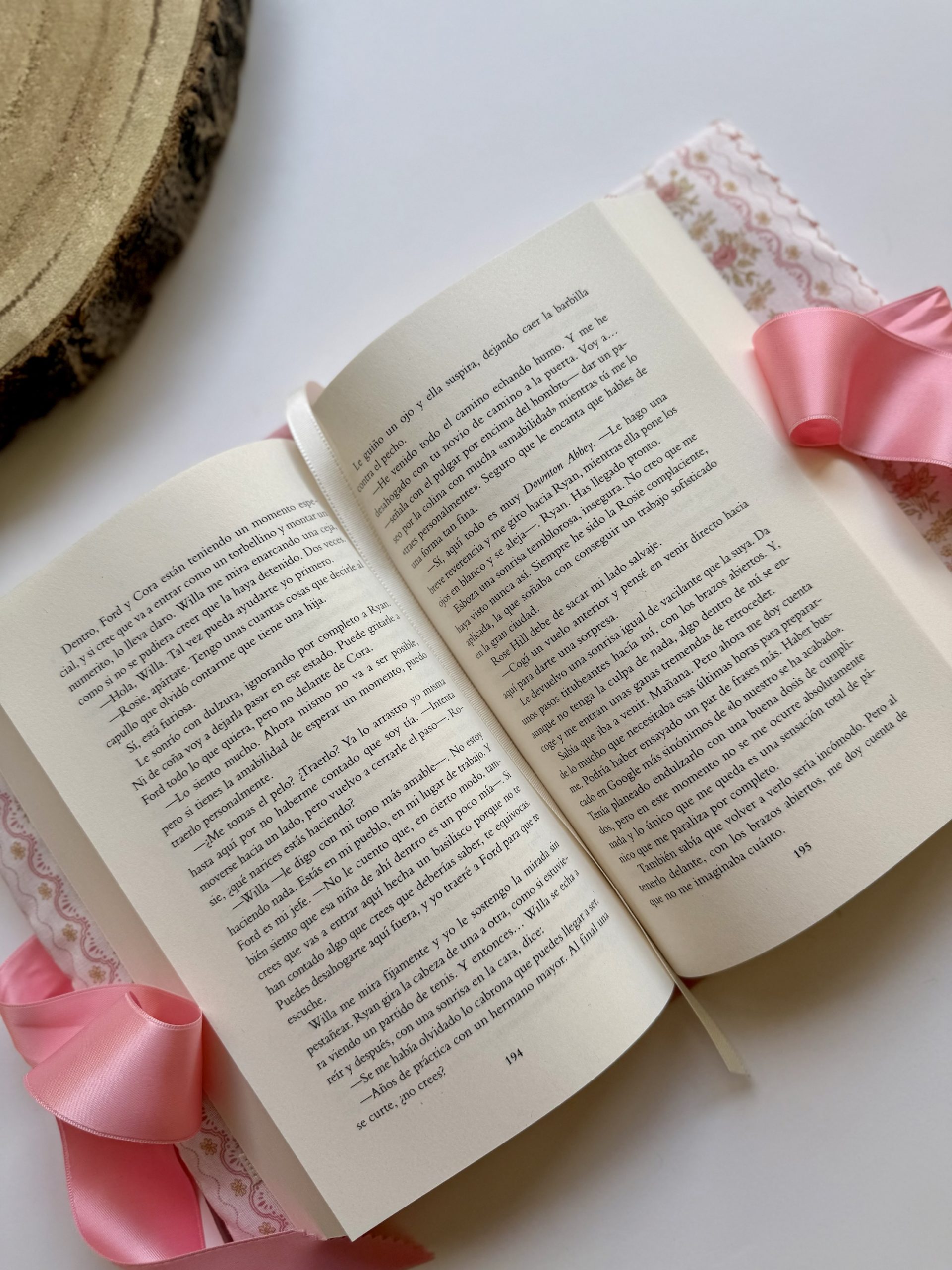 Lily – Funda de solapas para libro - Imagen 4